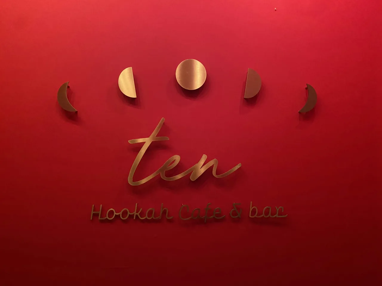 Ten(東京・新橋)の店内
