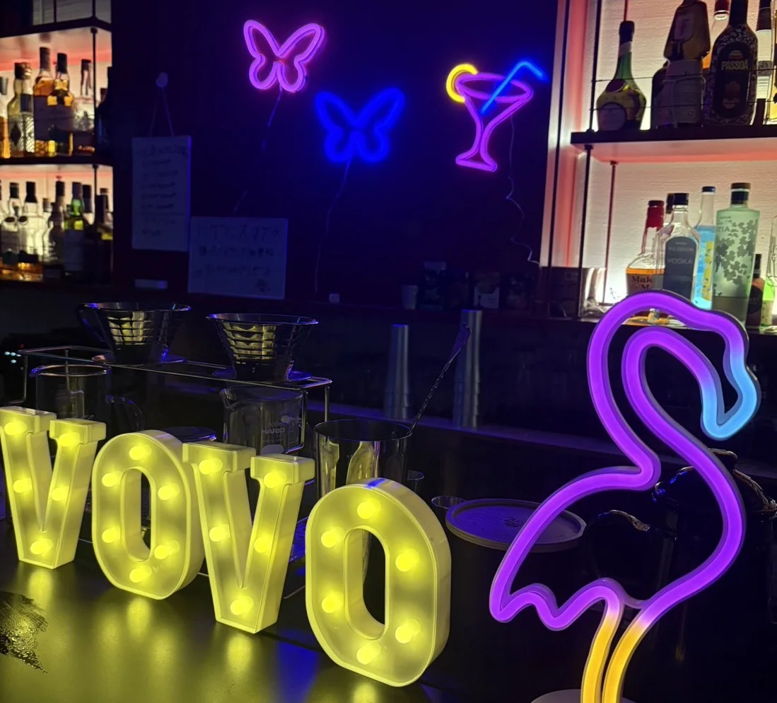 SHISHA CAFE & BAR VOVO(東京・西日暮里)の店内